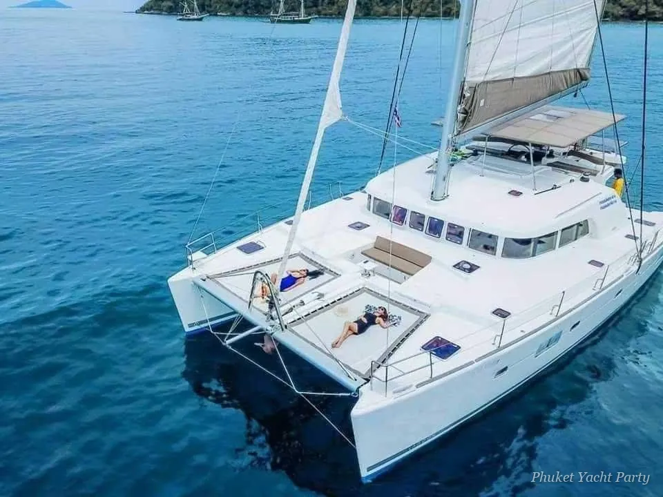 Neon Tide 50 sailing catamaran set up for a day party off Phuket (3)