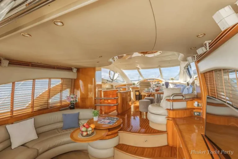 Velvet Night 55 motor yacht for a small private party in Phuket (3)
